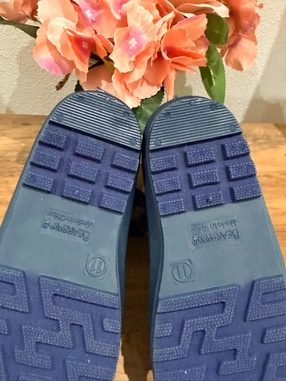 Bearpaw Little & Big Kid Unisex Chelsea Flat Heel Rain Boots in navy size 11